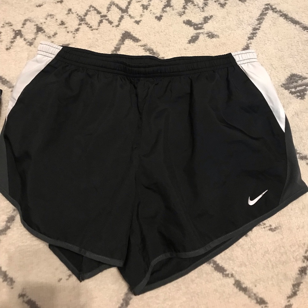Nike Womens Dri-Fit Shorts Large